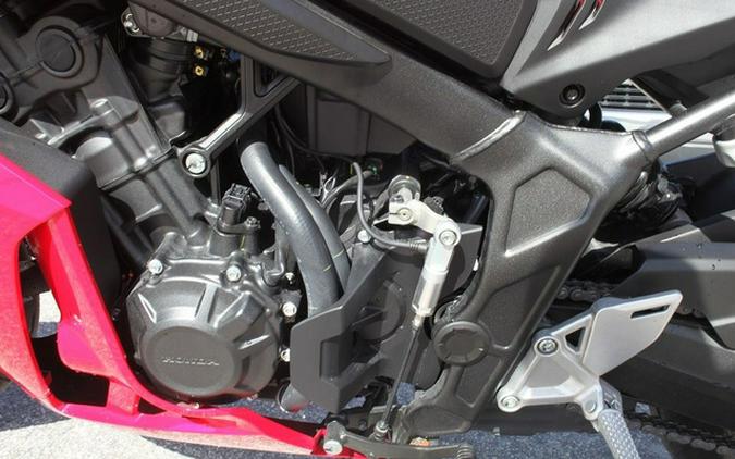 2026 Honda CBR650R E-Clutch