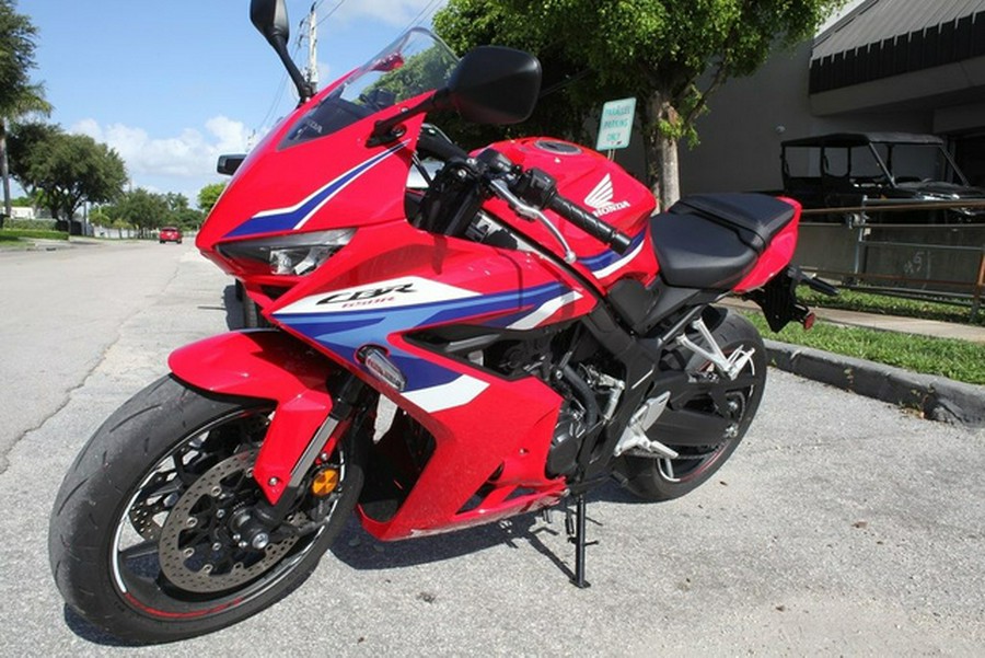 2026 Honda CBR650R E-Clutch