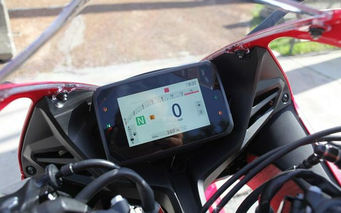 2026 Honda CBR650R E-Clutch