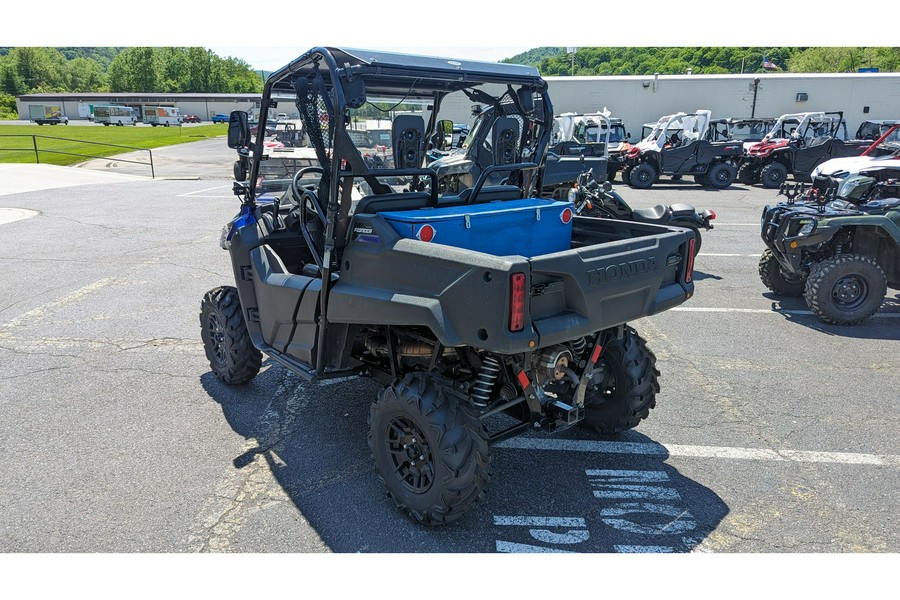 2017 Honda Pioneer 700 Deluxe