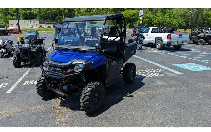 2017 Honda Pioneer 700 Deluxe