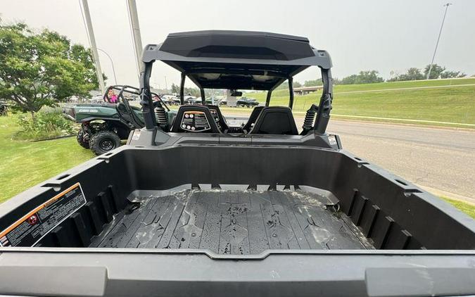 2023 Can-Am® Commander MAX XT-P