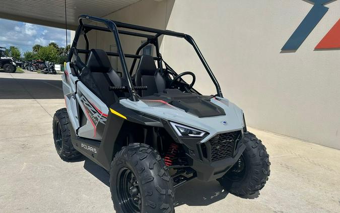 2024 Polaris RZR 200 EFI