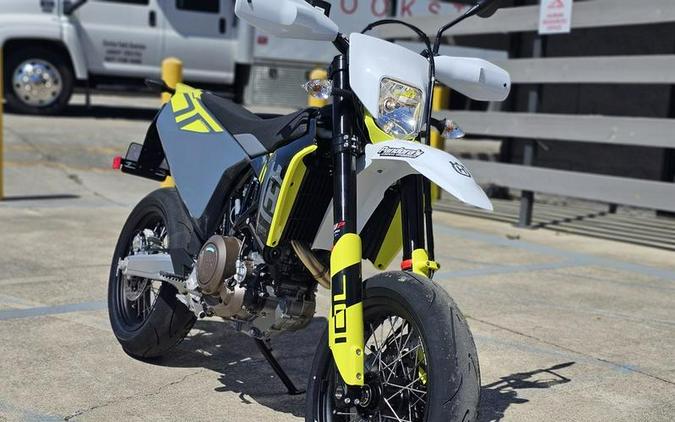 2024 Husqvarna® 701 Supermoto