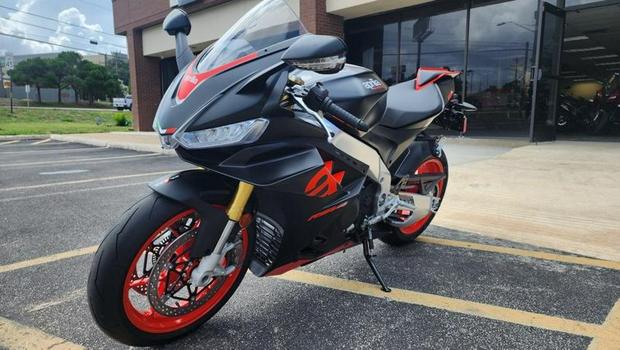 2024 Aprilia® RSV4 1100