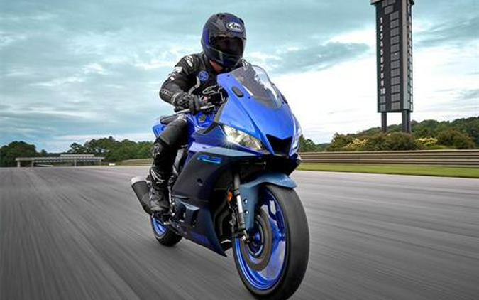 2022 Yamaha YZF-R3 ABS