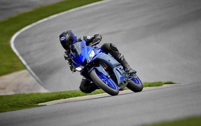 2022 Yamaha YZF-R3 ABS