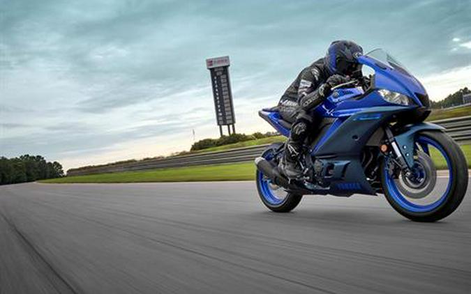 2022 Yamaha YZF-R3 ABS