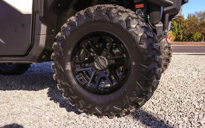 2026 Can-Am® Defender Limited HD11