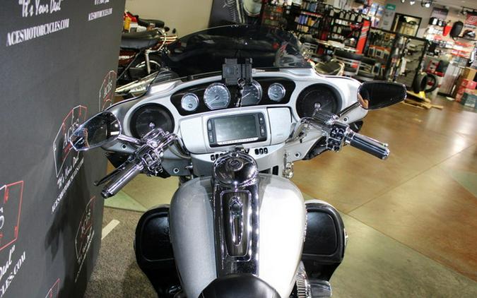 2017 Harley-Davidson Touring FLHTK SE CVO