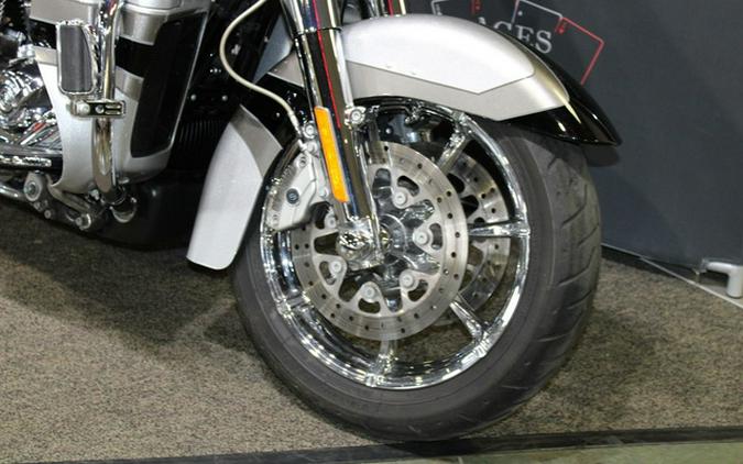 2017 Harley-Davidson Touring FLHTK SE CVO