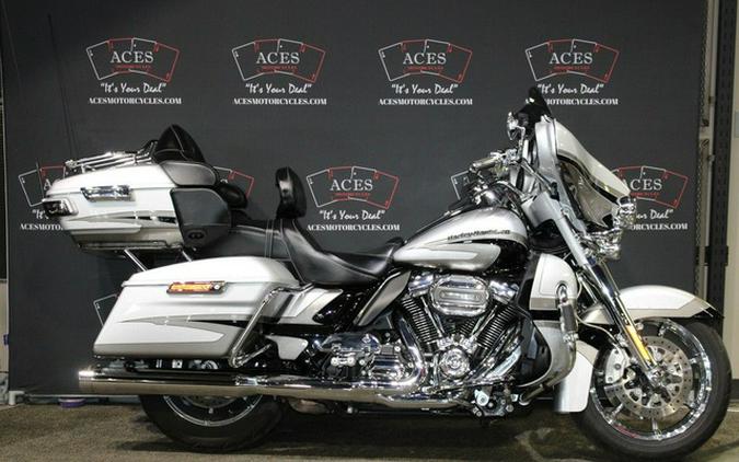 2017 Harley-Davidson Touring FLHTK SE CVO
