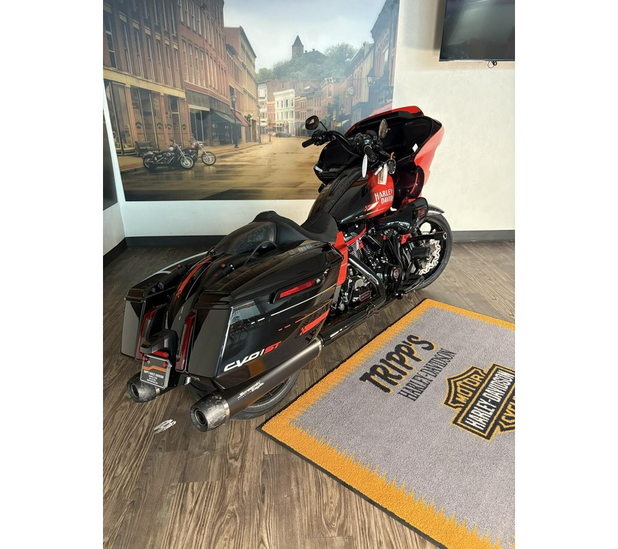 2026 Harley-Davidson® CVO Road Glide ST Citrus Heat Re-Entry