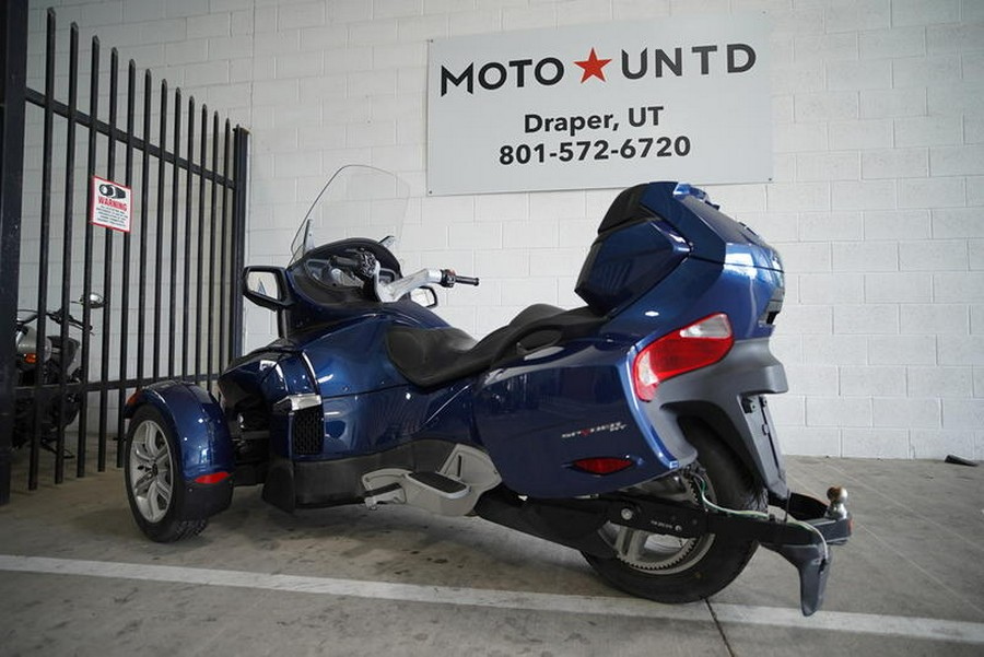 2011 Can-Am® Spyder Roadster RT