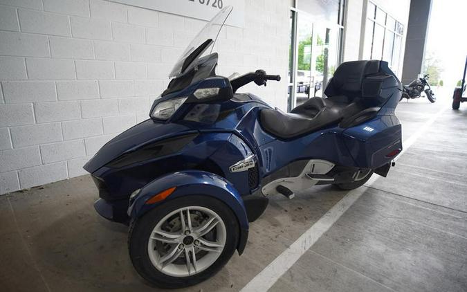 2011 Can-Am® Spyder Roadster RT