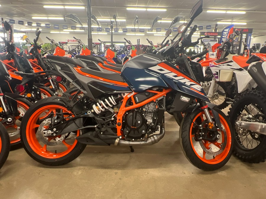 2024 KTM Duke 390