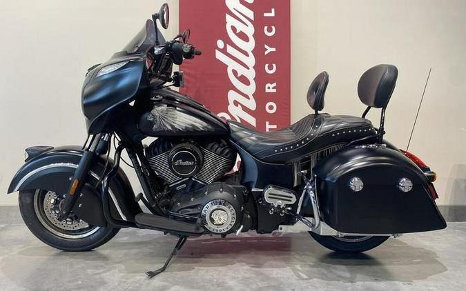 2016 Indian Motorcycle® Chieftain Dark Horse® Thunder Black Smoke