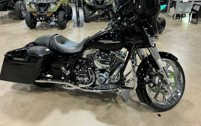 2015 Harley-Davidson® Street Glide® Special