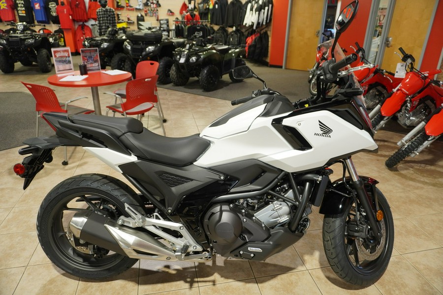 2025 Honda NC750XDS