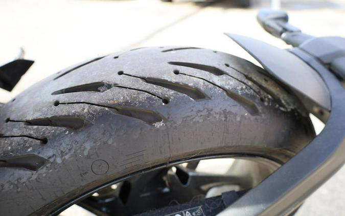 2022 Triumph Trident 660 Silver Ice Diablo Red