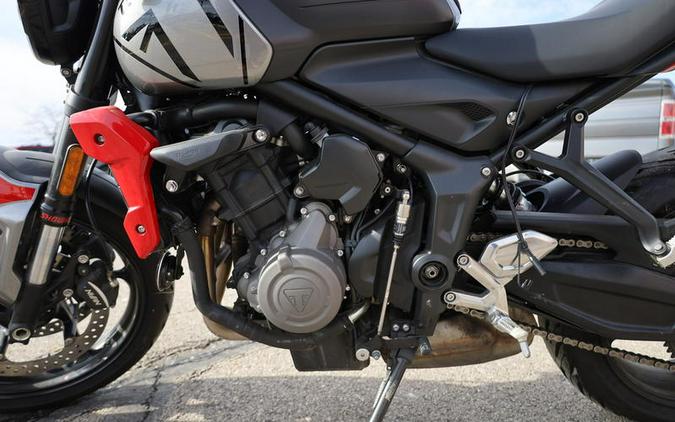 2022 Triumph Trident 660 Silver Ice Diablo Red