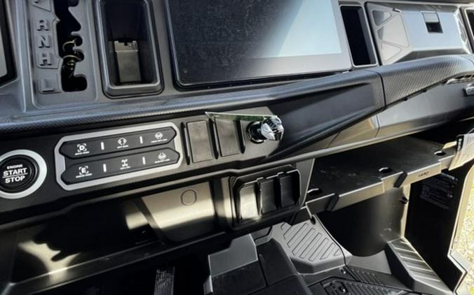 2026 Can-Am Defender MAX Lone Star HD11