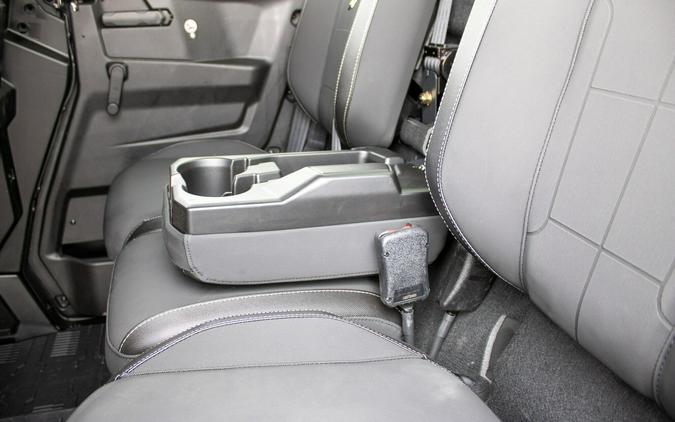 2026 CAN-AM DEFENDER MAX LIMITED CAB HD11