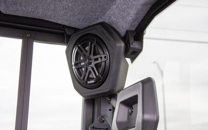 2026 CAN-AM DEFENDER MAX LIMITED CAB HD11