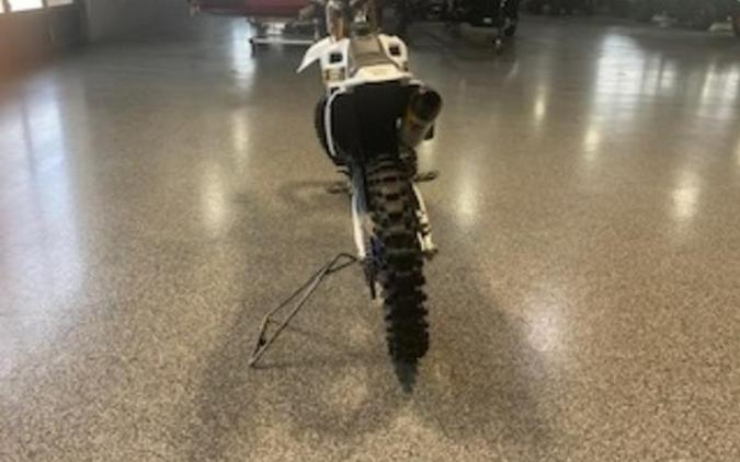 2024 Husqvarna® F2175X1