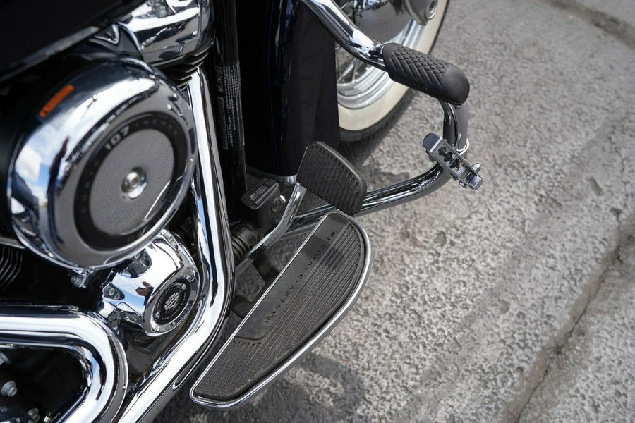 2020 Harley-Davidson FLDE - Softail Deluxe