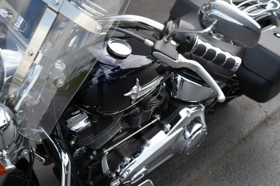 2020 Harley-Davidson FLDE - Softail Deluxe