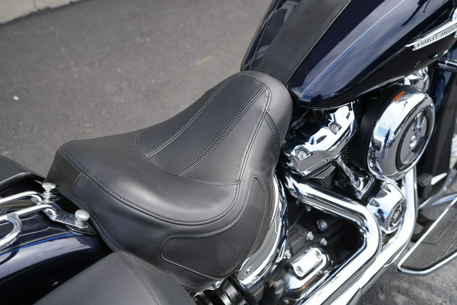 2020 Harley-Davidson FLDE - Softail Deluxe