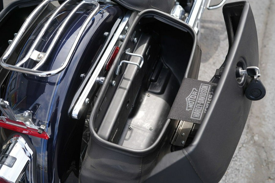 2020 Harley-Davidson FLDE - Softail Deluxe