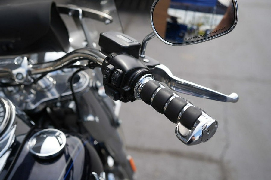 2020 Harley-Davidson FLDE - Softail Deluxe