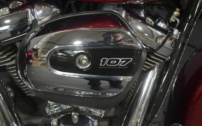 2017 Harley-Davidson Street Glide Special Velocity Red Sunglo