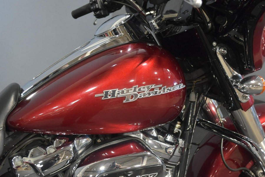 2017 Harley-Davidson Street Glide Special Velocity Red Sunglo