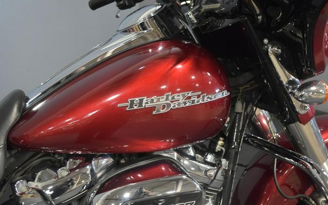 2017 Harley-Davidson Street Glide Special Velocity Red Sunglo