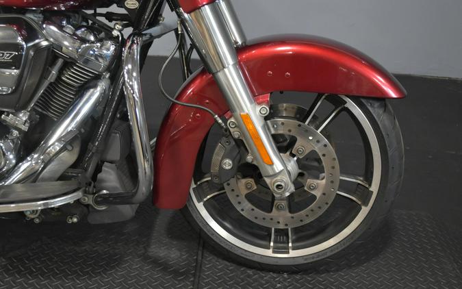 2017 Harley-Davidson Street Glide Special Velocity Red Sunglo