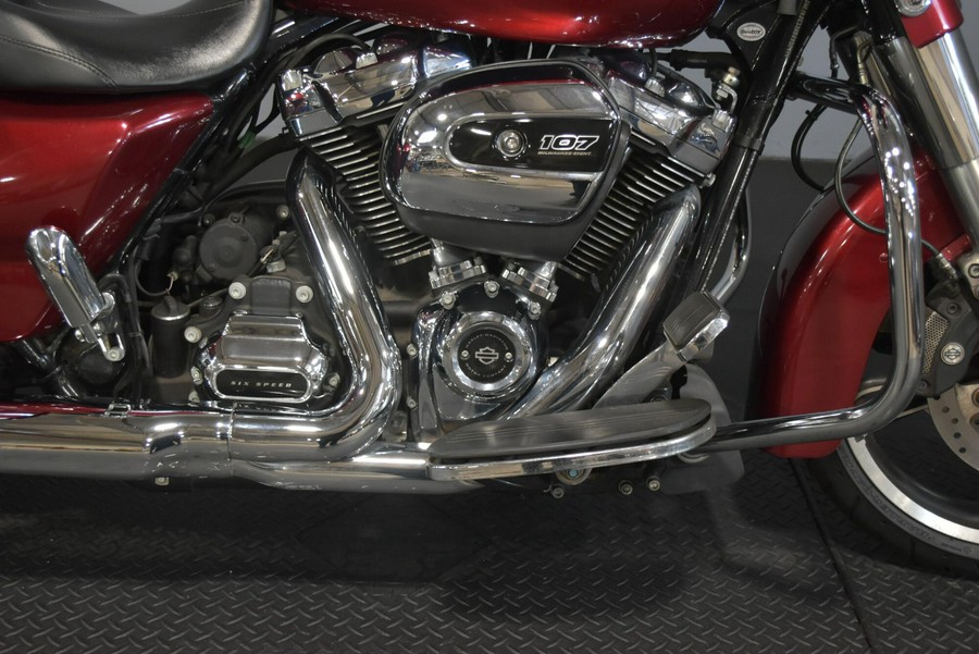 2017 Harley-Davidson Street Glide Special Velocity Red Sunglo