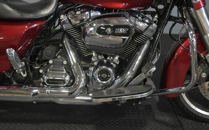 2017 Harley-Davidson Street Glide Special Velocity Red Sunglo