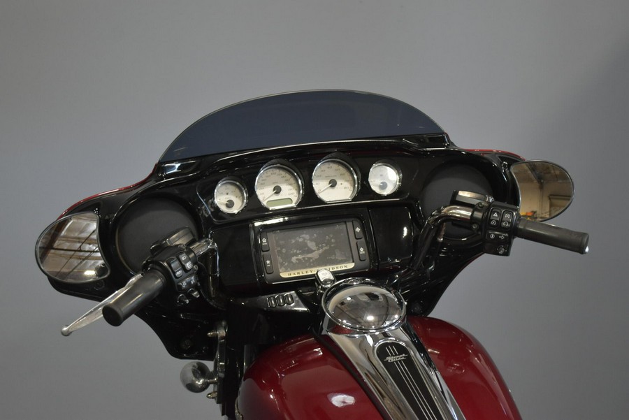 2017 Harley-Davidson Street Glide Special Velocity Red Sunglo