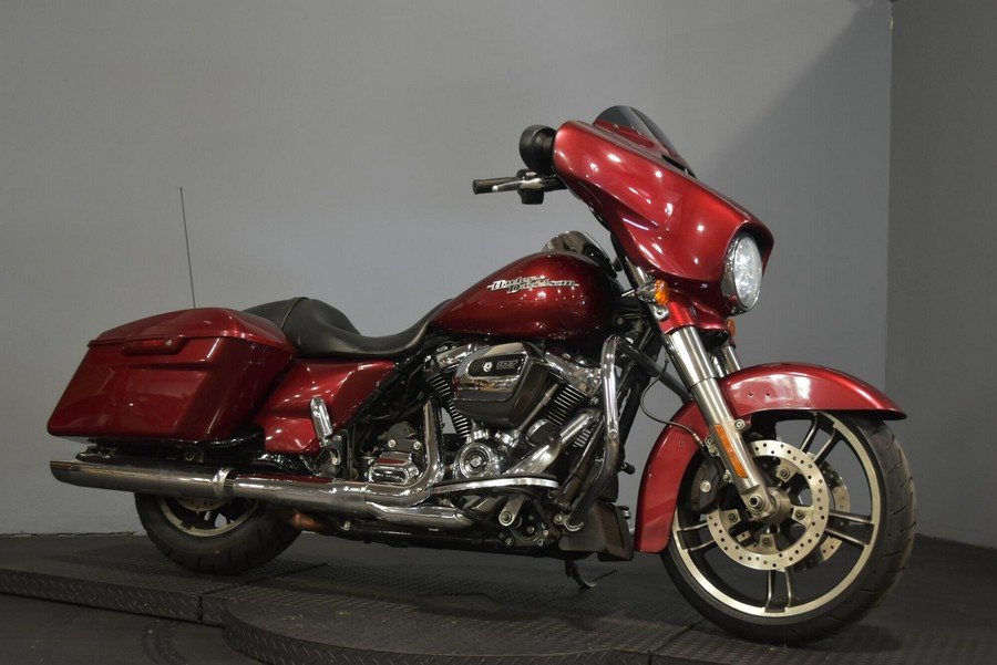 2017 Harley-Davidson Street Glide Special Velocity Red Sunglo