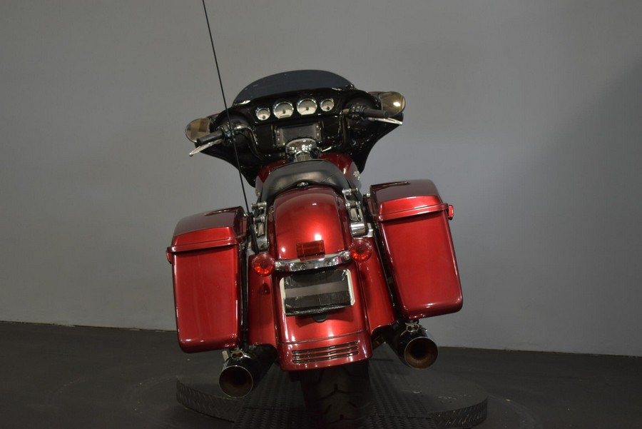 2017 Harley-Davidson Street Glide Special Velocity Red Sunglo