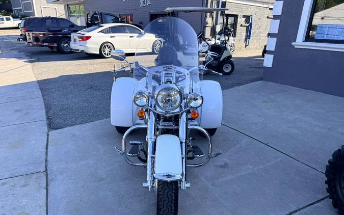2005 Harley-Davidson Softail Deluxe FLSTNI