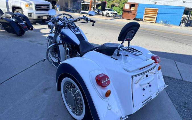 2005 Harley-Davidson Softail Deluxe FLSTNI