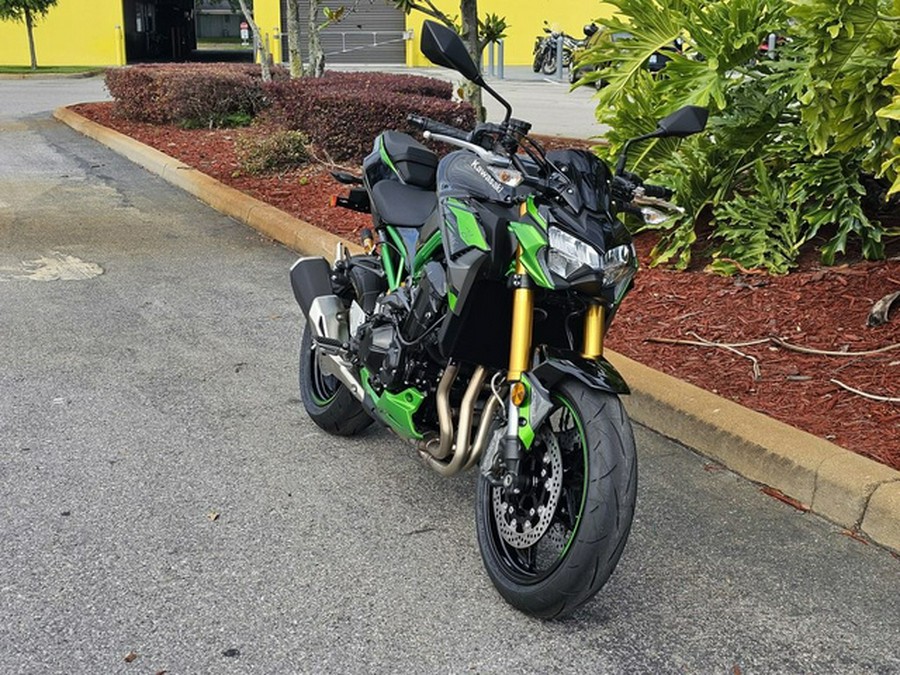 2024 Kawasaki Z900 SE ABS