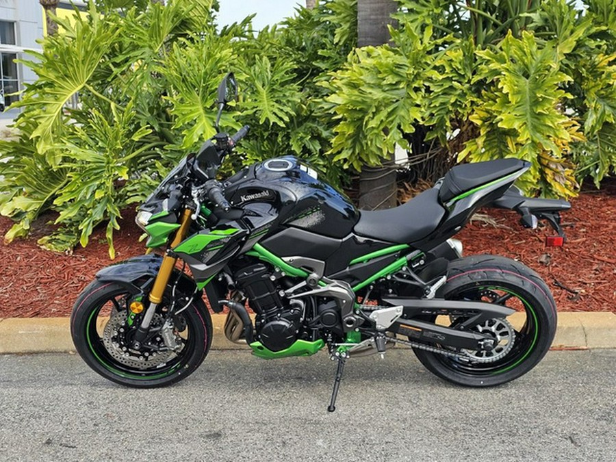 2024 Kawasaki Z900 SE ABS