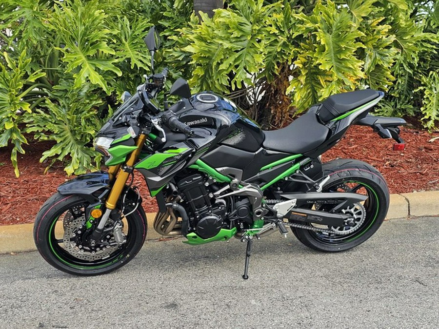 2024 Kawasaki Z900 SE ABS