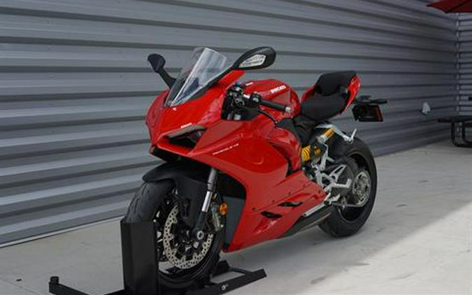 2024 Ducati Panigale V2