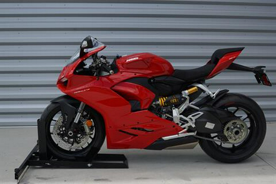 2024 Ducati Panigale V2